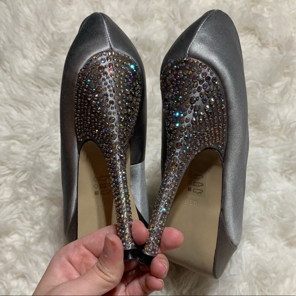 STEVE MADDEN Partyy-R Rhinestone Platform Pumps - Picture 6 of 8